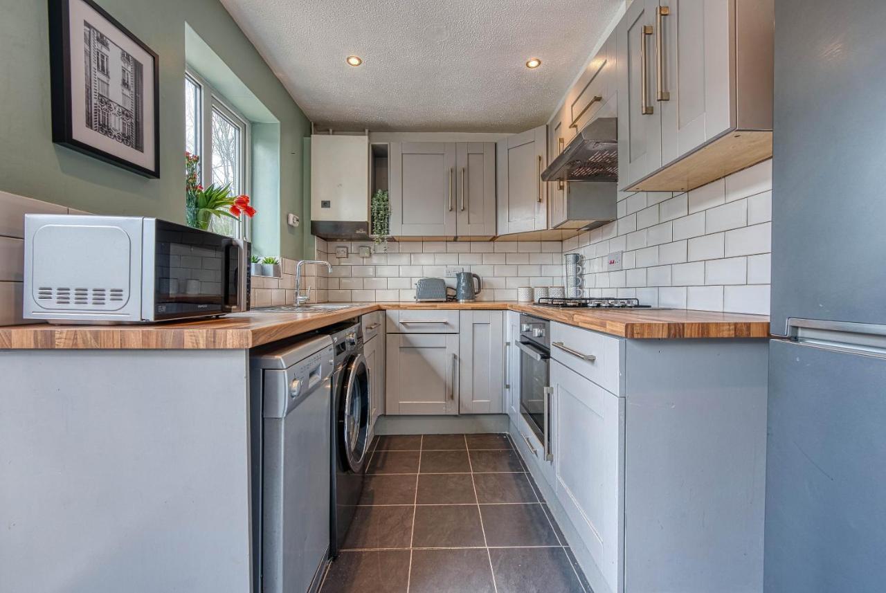 Capri 13 Sa - Contemporary 2 Bedroom House In Loughborough With Free Parking, Close To Loughborough University & M1 Motorway Eksteriør bilde