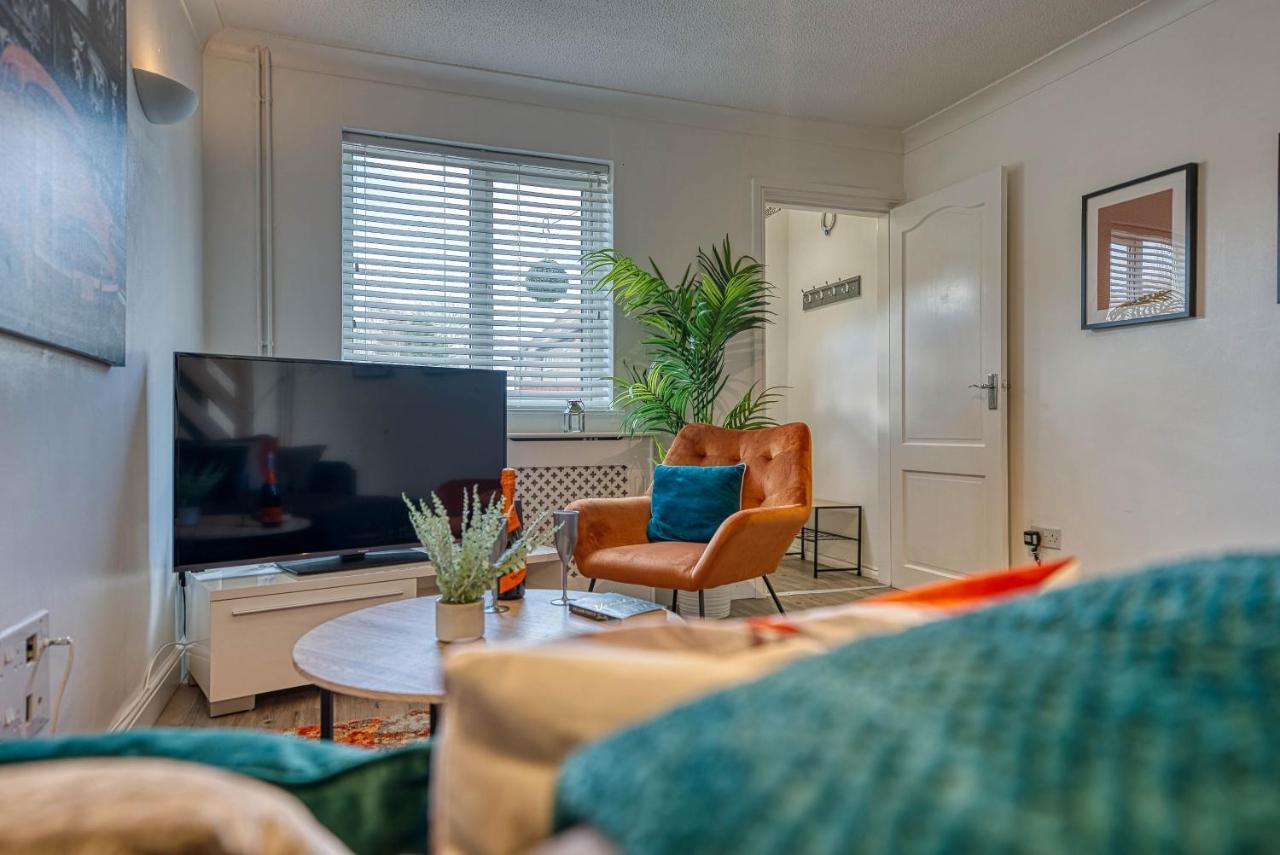 Capri 13 Sa - Contemporary 2 Bedroom House In Loughborough With Free Parking, Close To Loughborough University & M1 Motorway Eksteriør bilde