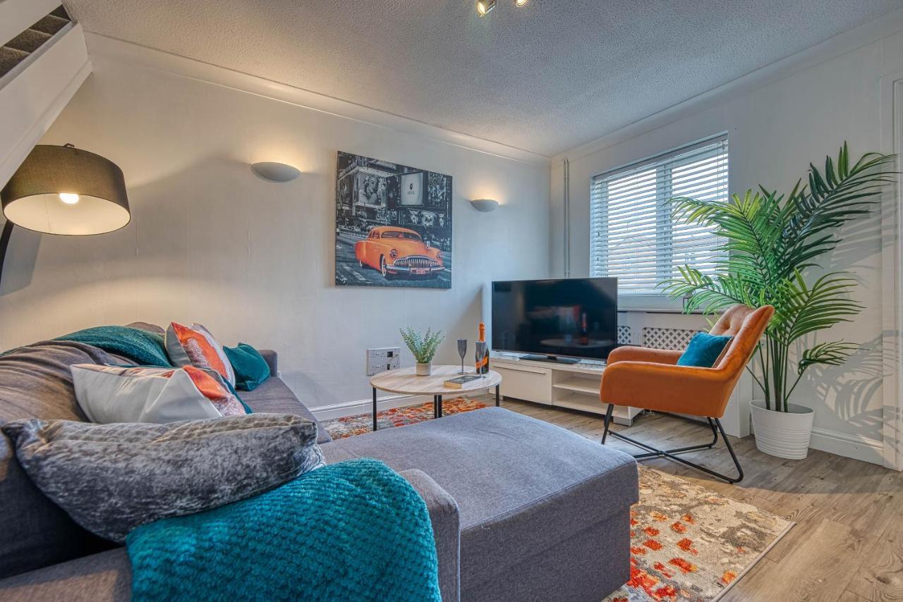 Capri 13 Sa - Contemporary 2 Bedroom House In Loughborough With Free Parking, Close To Loughborough University & M1 Motorway Eksteriør bilde