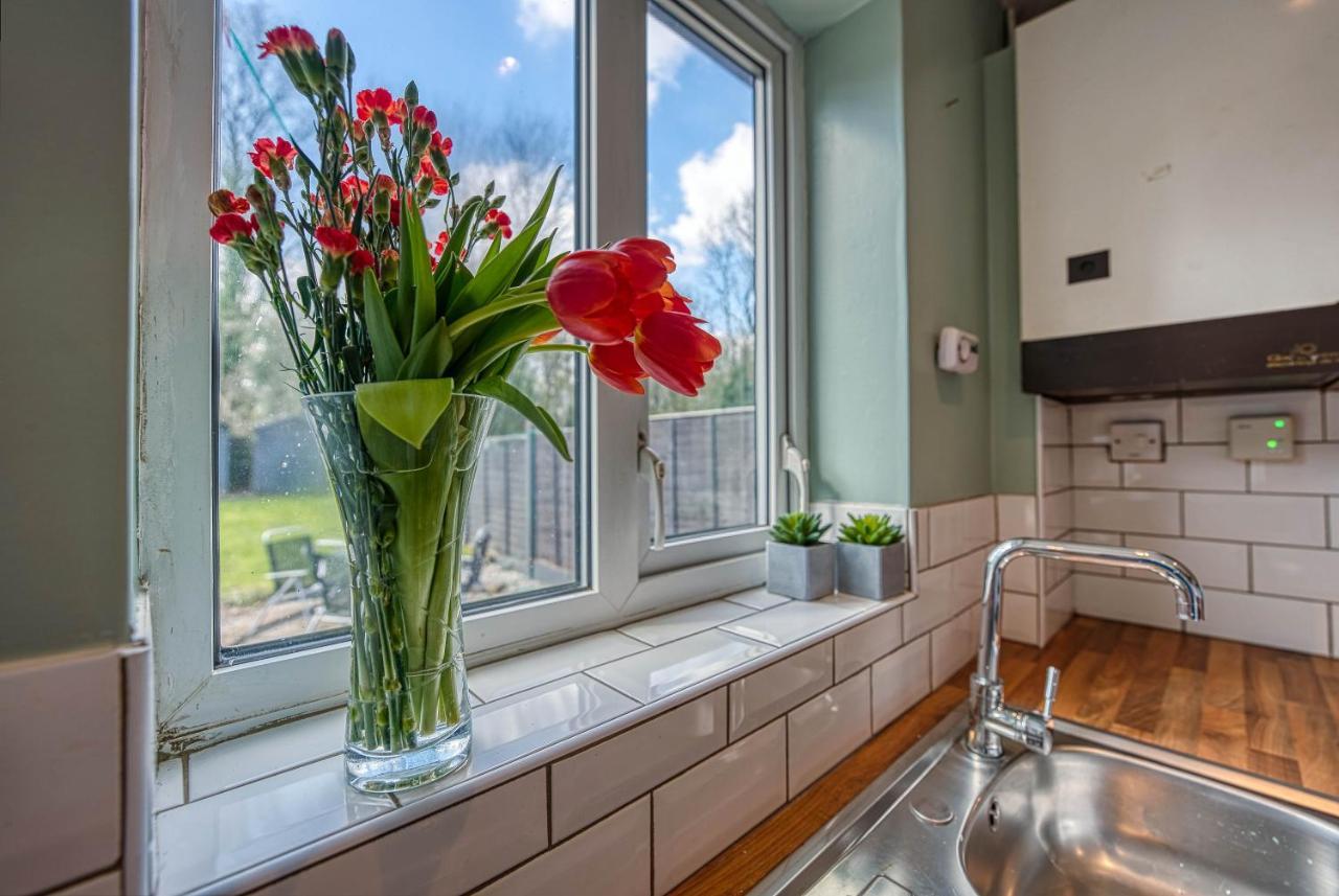 Capri 13 Sa - Contemporary 2 Bedroom House In Loughborough With Free Parking, Close To Loughborough University & M1 Motorway Eksteriør bilde